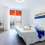 134 Parque Santiago Ii, Amazing Terrace, Pool Side * Playa de las Americas (Tenerife)