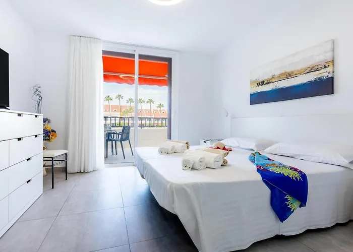 134 Parque Santiago Ii, Amazing Terrace, Pool Side * Playa de las Américas